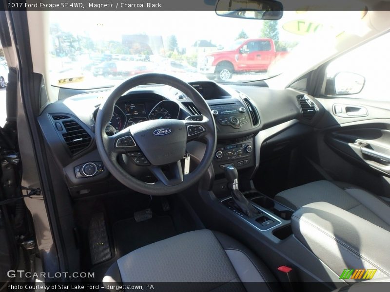 Magnetic / Charcoal Black 2017 Ford Escape SE 4WD