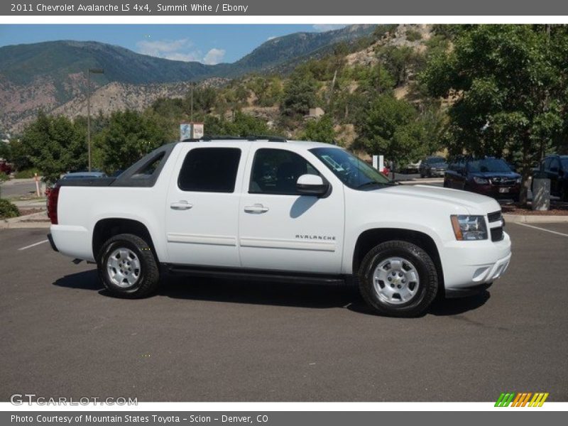 Summit White / Ebony 2011 Chevrolet Avalanche LS 4x4