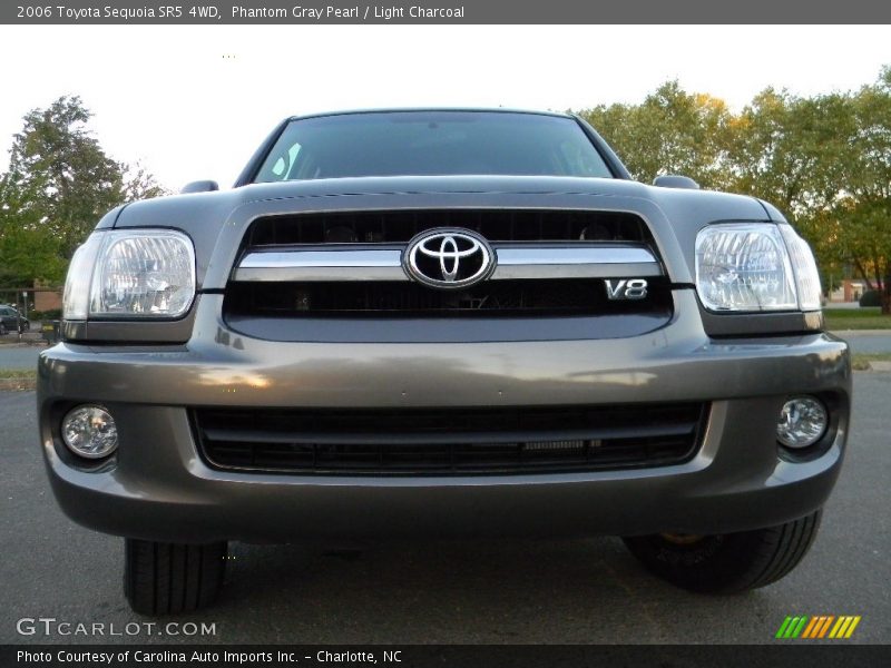 Phantom Gray Pearl / Light Charcoal 2006 Toyota Sequoia SR5 4WD