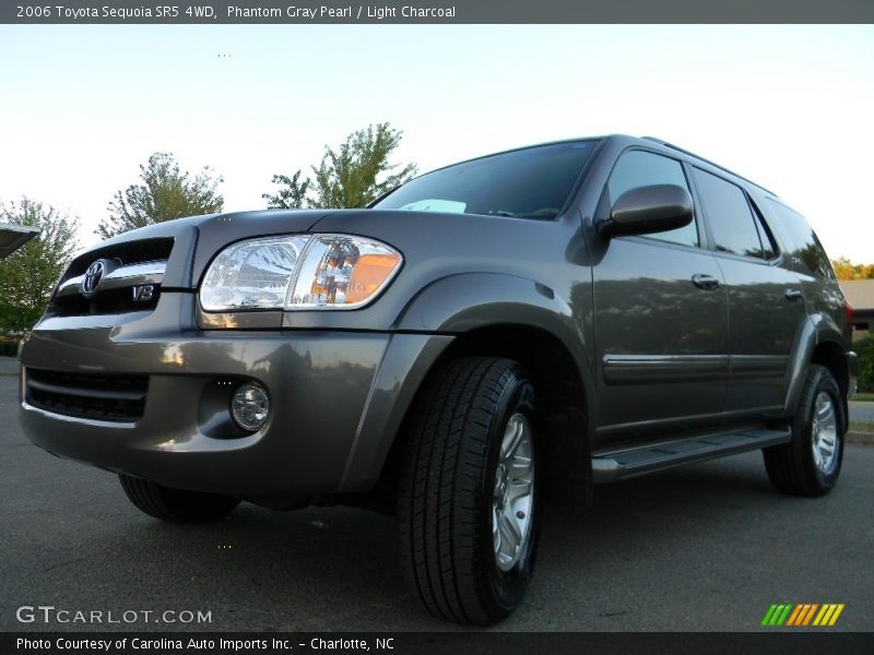 Phantom Gray Pearl / Light Charcoal 2006 Toyota Sequoia SR5 4WD