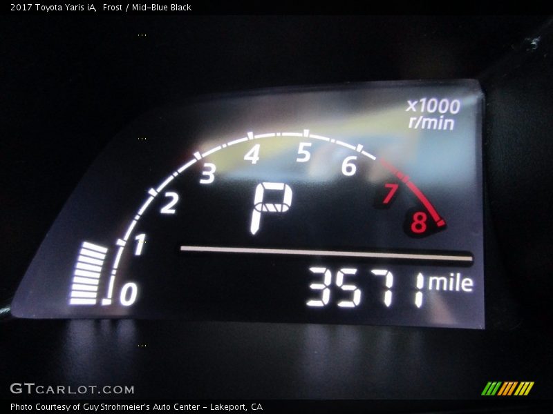 Frost / Mid-Blue Black 2017 Toyota Yaris iA