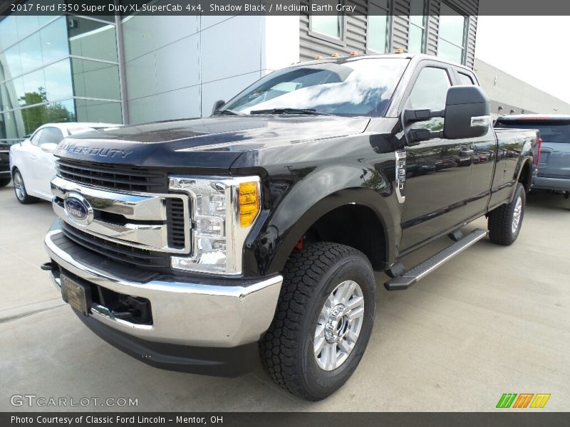 Shadow Black / Medium Earth Gray 2017 Ford F350 Super Duty XL SuperCab 4x4