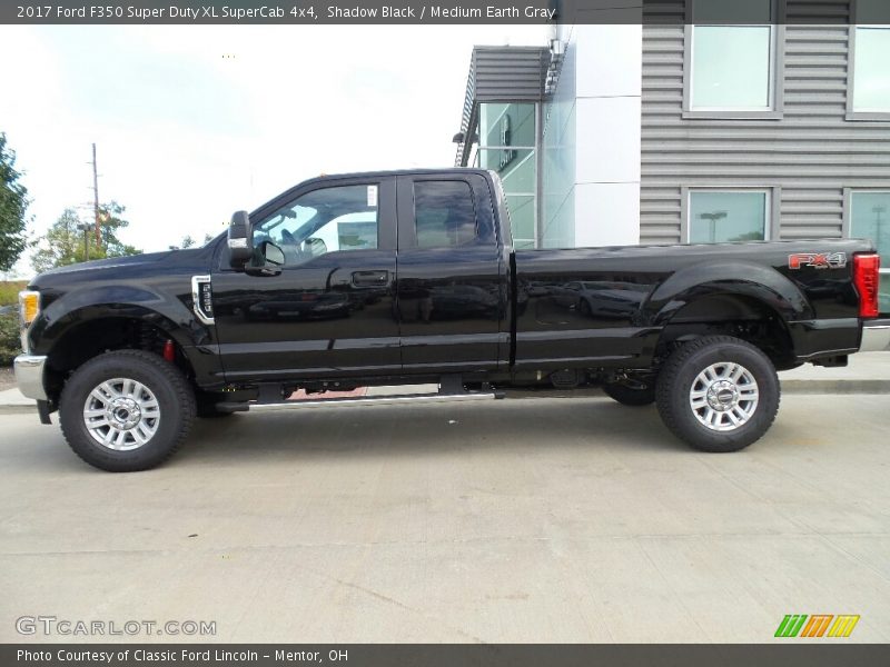 Shadow Black / Medium Earth Gray 2017 Ford F350 Super Duty XL SuperCab 4x4