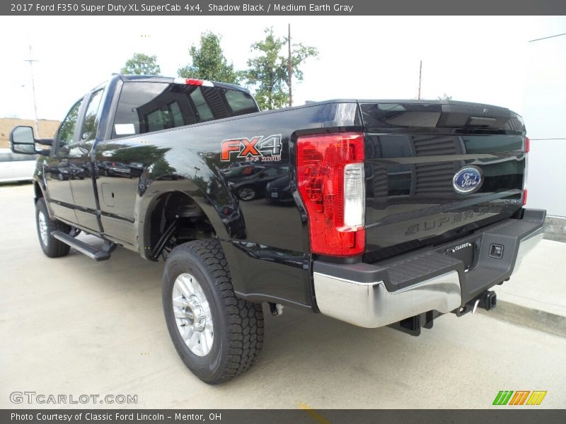 Shadow Black / Medium Earth Gray 2017 Ford F350 Super Duty XL SuperCab 4x4