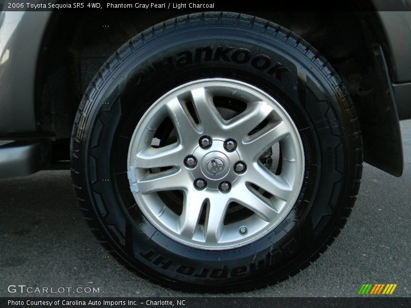 Phantom Gray Pearl / Light Charcoal 2006 Toyota Sequoia SR5 4WD
