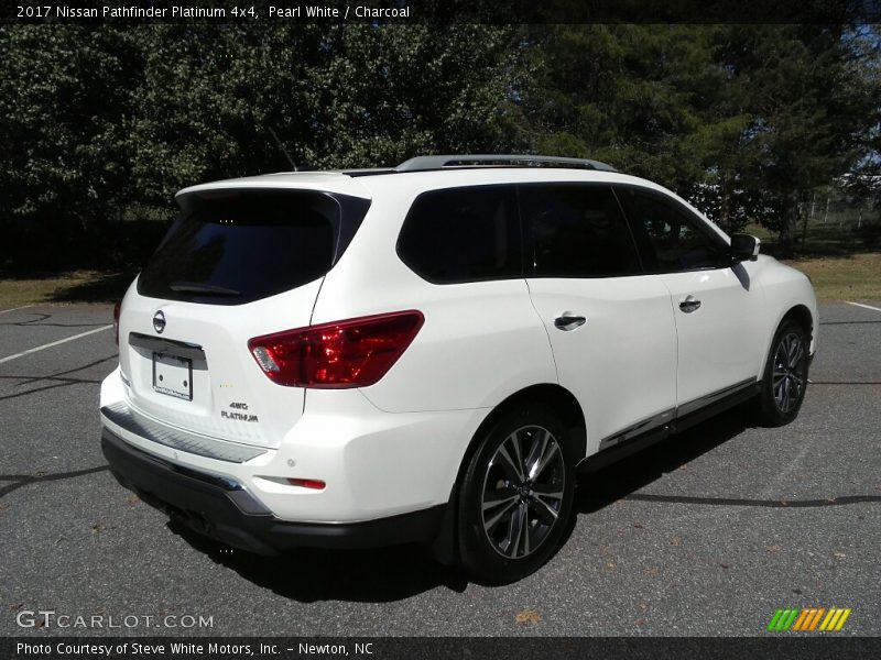 Pearl White / Charcoal 2017 Nissan Pathfinder Platinum 4x4