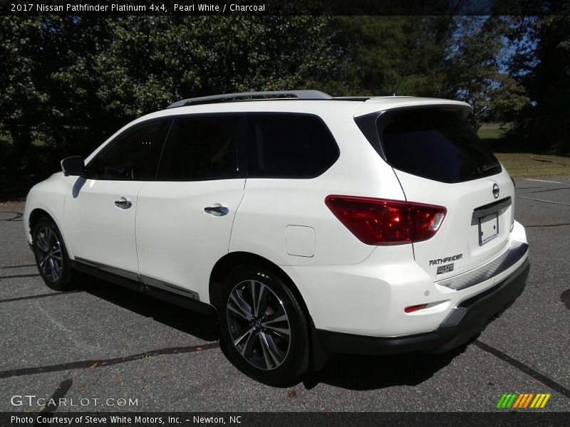 Pearl White / Charcoal 2017 Nissan Pathfinder Platinum 4x4