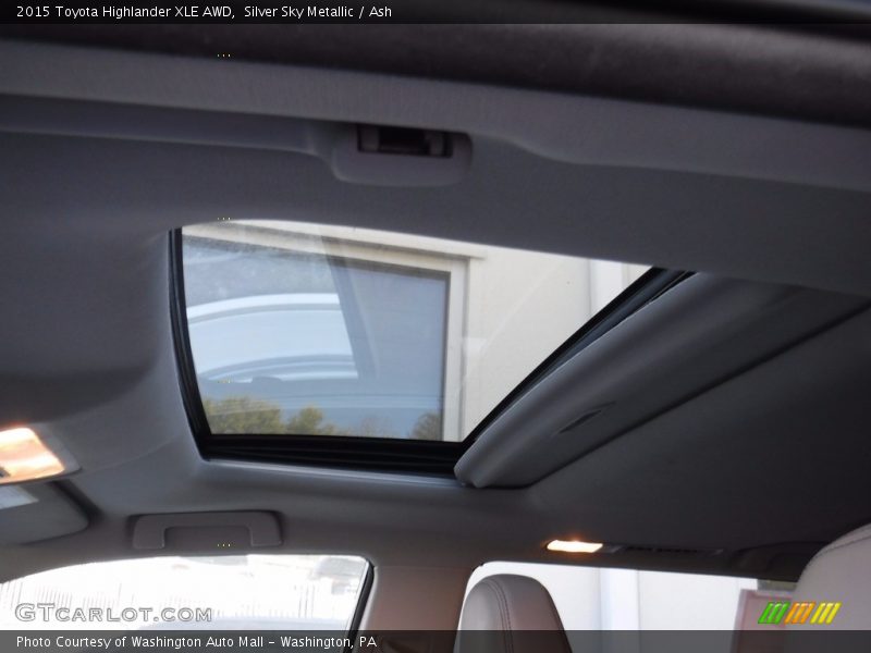 Silver Sky Metallic / Ash 2015 Toyota Highlander XLE AWD