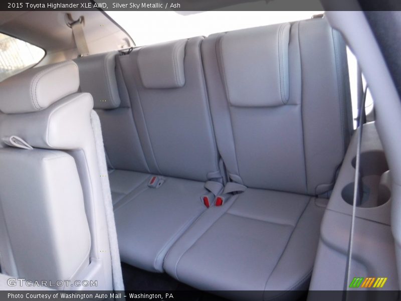 Silver Sky Metallic / Ash 2015 Toyota Highlander XLE AWD