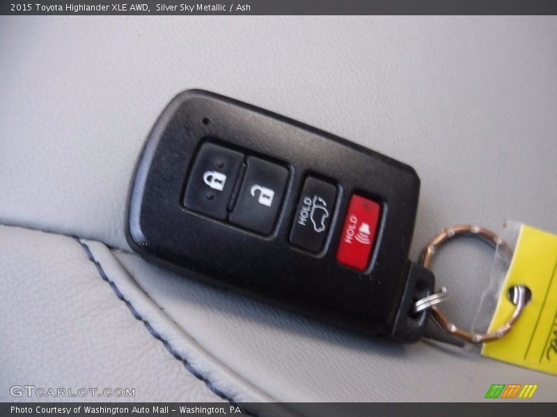 Silver Sky Metallic / Ash 2015 Toyota Highlander XLE AWD
