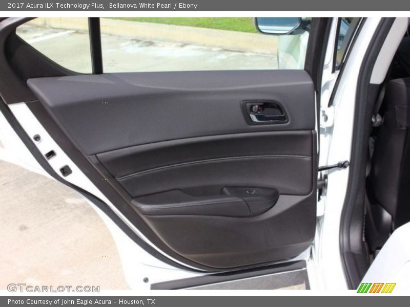 Bellanova White Pearl / Ebony 2017 Acura ILX Technology Plus