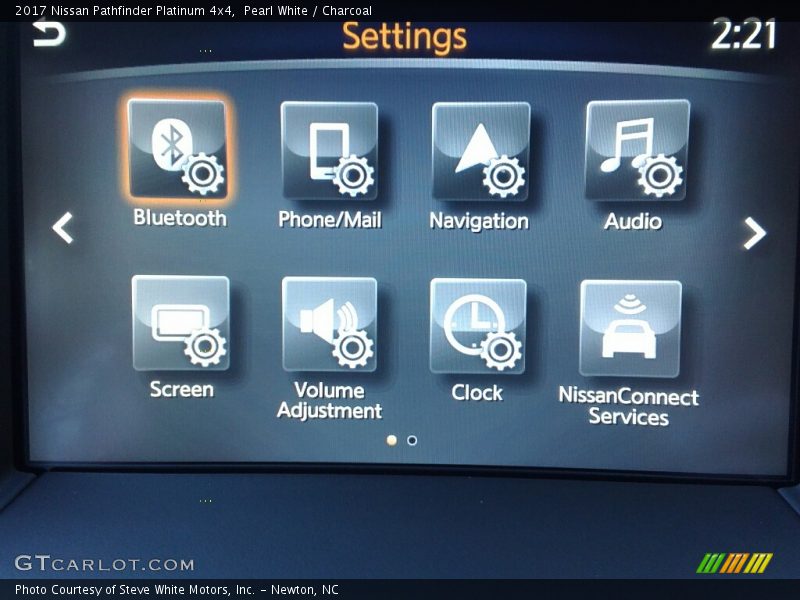Pearl White / Charcoal 2017 Nissan Pathfinder Platinum 4x4