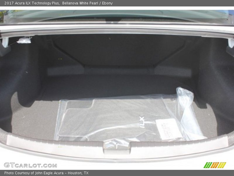 Bellanova White Pearl / Ebony 2017 Acura ILX Technology Plus