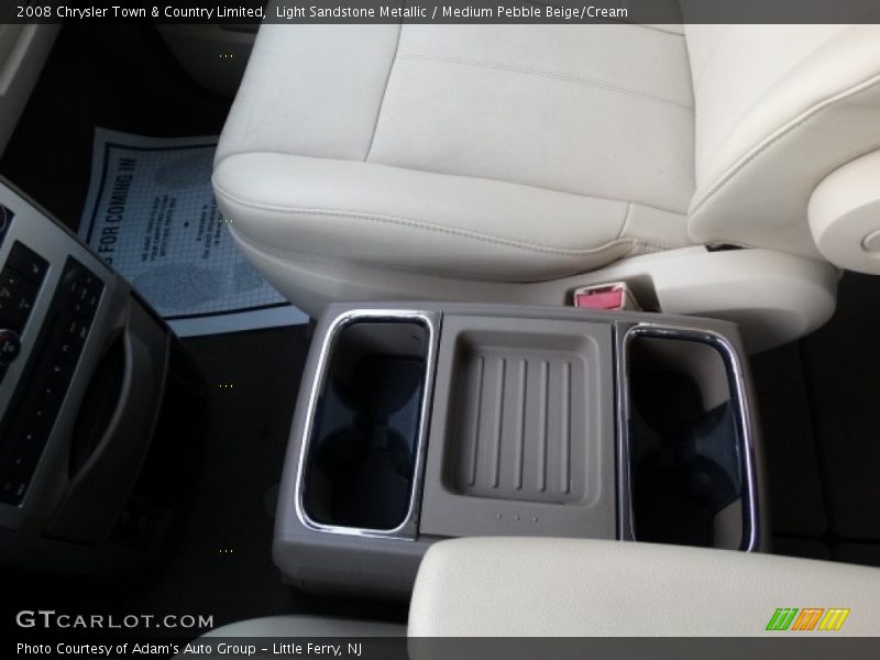 Light Sandstone Metallic / Medium Pebble Beige/Cream 2008 Chrysler Town & Country Limited