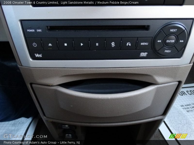 Light Sandstone Metallic / Medium Pebble Beige/Cream 2008 Chrysler Town & Country Limited