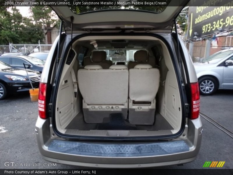 Light Sandstone Metallic / Medium Pebble Beige/Cream 2008 Chrysler Town & Country Limited