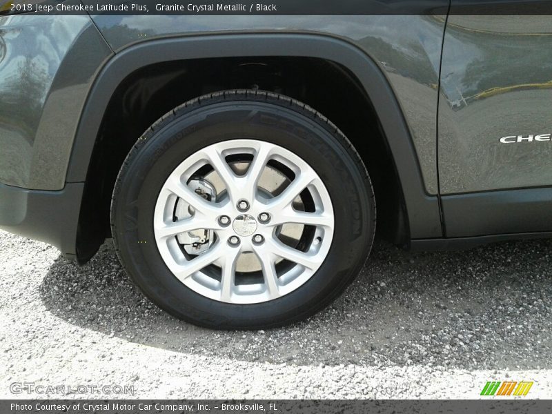 Granite Crystal Metallic / Black 2018 Jeep Cherokee Latitude Plus