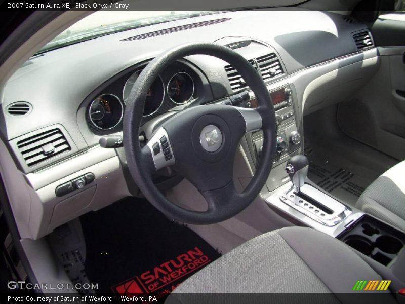 Black Onyx / Gray 2007 Saturn Aura XE