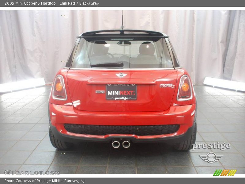 Chili Red / Black/Grey 2009 Mini Cooper S Hardtop