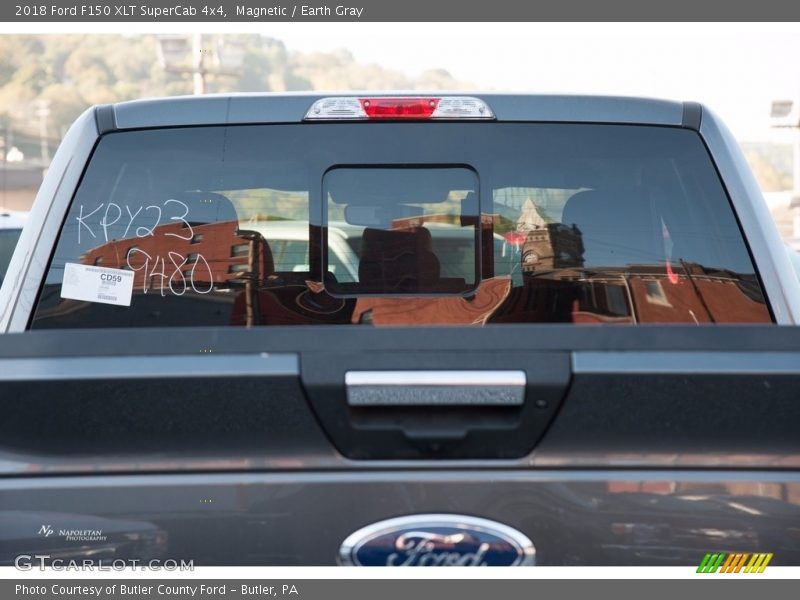 Magnetic / Earth Gray 2018 Ford F150 XLT SuperCab 4x4