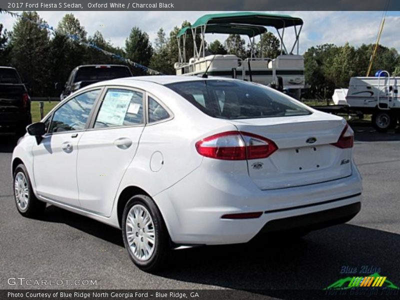 Oxford White / Charcoal Black 2017 Ford Fiesta S Sedan