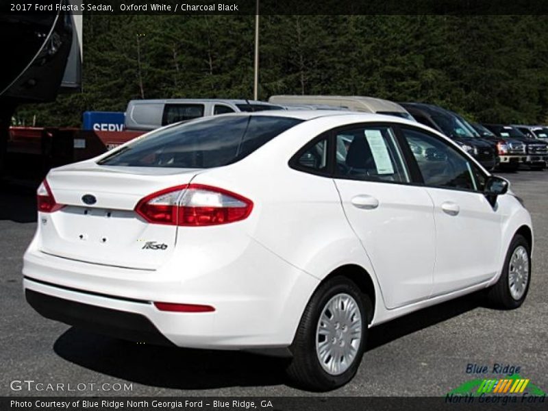 Oxford White / Charcoal Black 2017 Ford Fiesta S Sedan