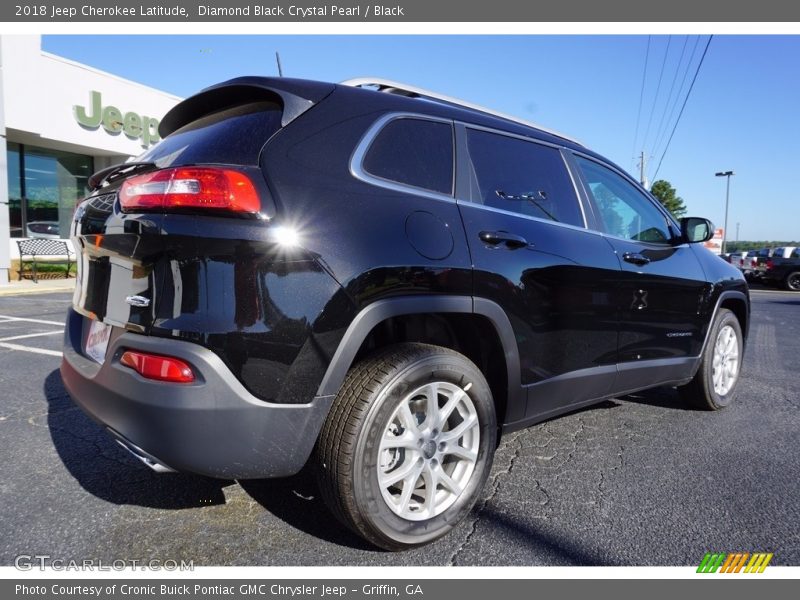 Diamond Black Crystal Pearl / Black 2018 Jeep Cherokee Latitude