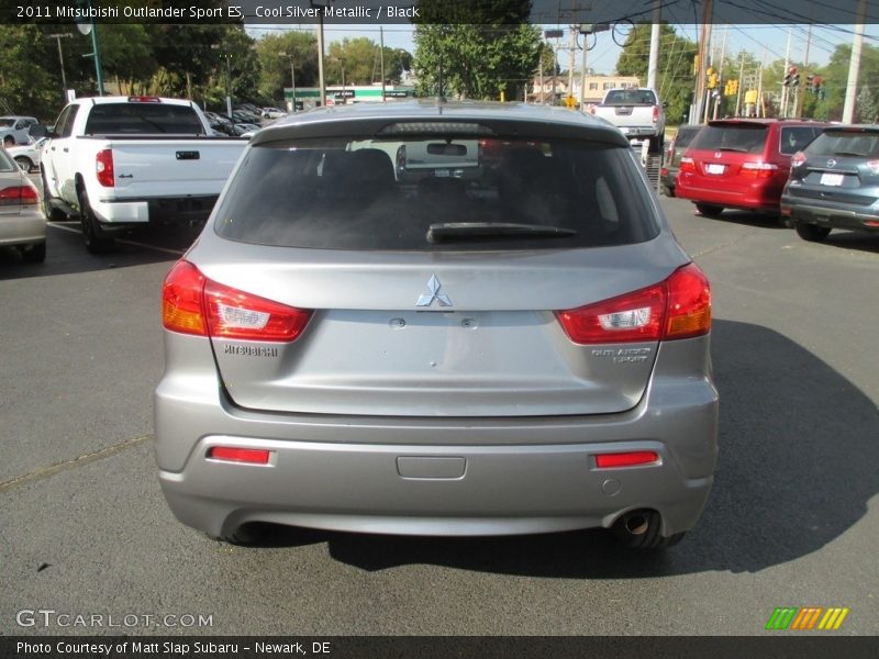 Cool Silver Metallic / Black 2011 Mitsubishi Outlander Sport ES