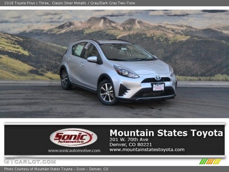 Classic Silver Metallic / Gray/Dark Gray Two-Tone 2018 Toyota Prius c Three