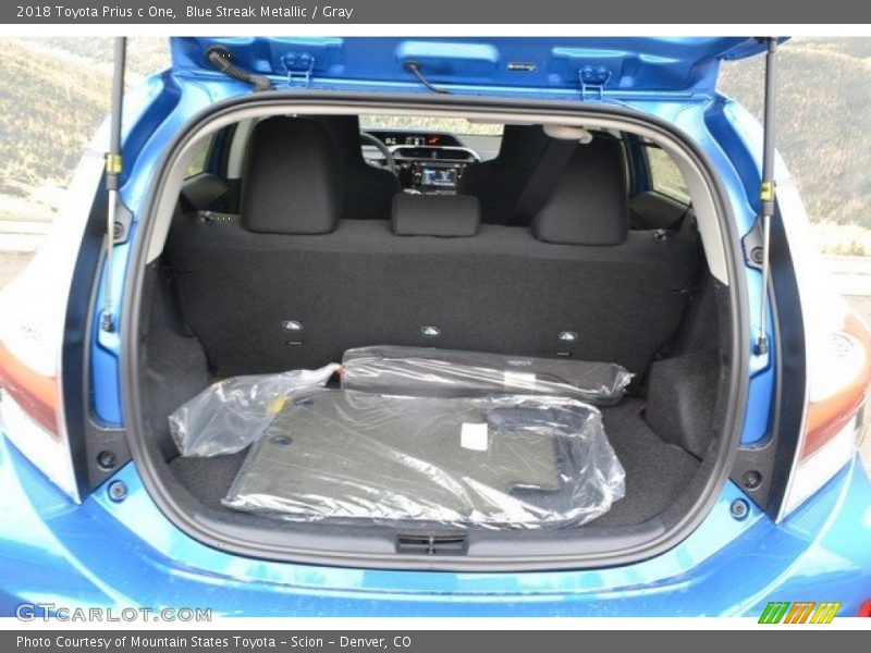 Blue Streak Metallic / Gray 2018 Toyota Prius c One