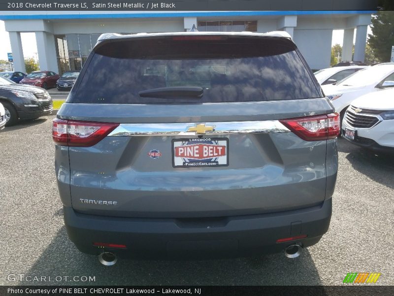 Satin Steel Metallic / Jet Black 2018 Chevrolet Traverse LS