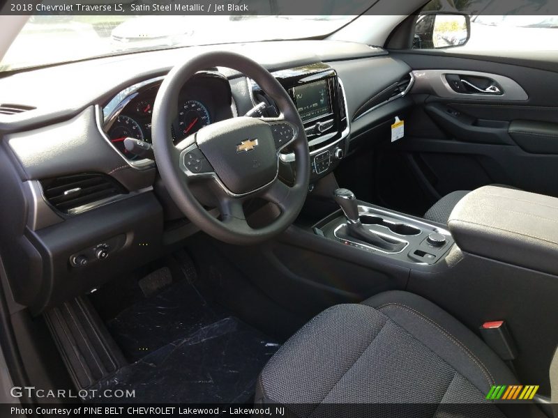 Satin Steel Metallic / Jet Black 2018 Chevrolet Traverse LS