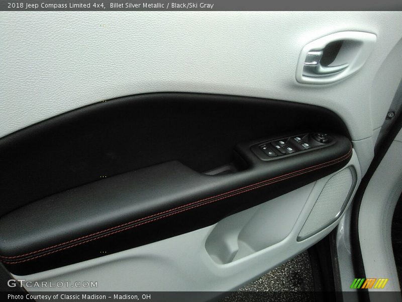 Billet Silver Metallic / Black/Ski Gray 2018 Jeep Compass Limited 4x4