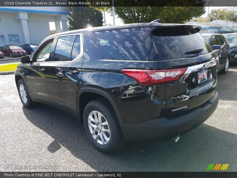 Mosaic Black Metallic / Jet Black 2018 Chevrolet Traverse LS