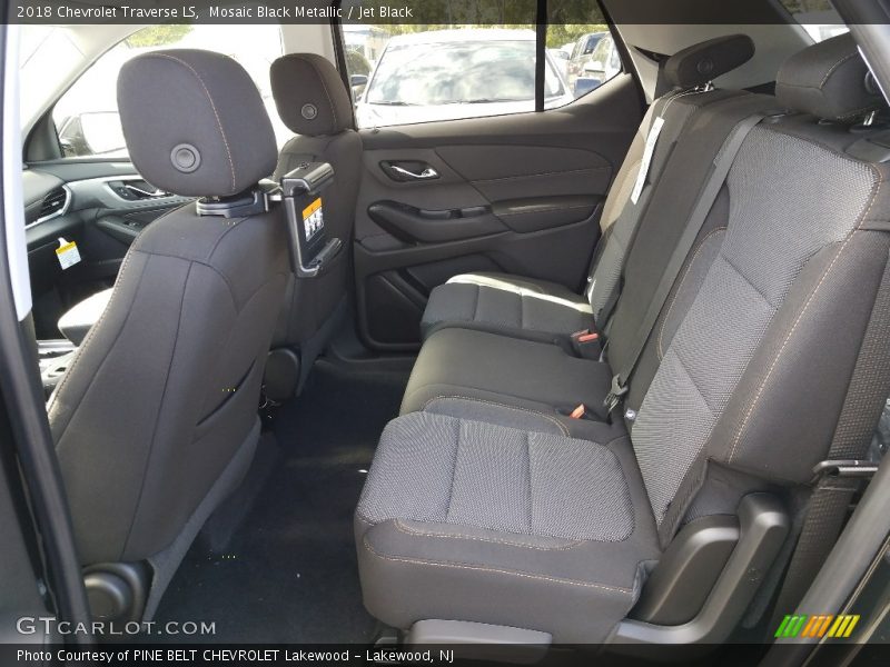 Mosaic Black Metallic / Jet Black 2018 Chevrolet Traverse LS