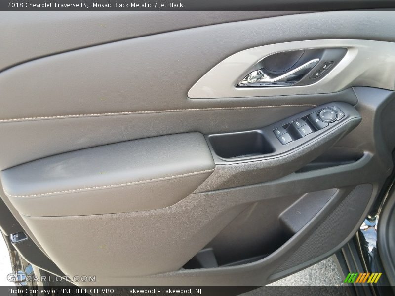 Mosaic Black Metallic / Jet Black 2018 Chevrolet Traverse LS