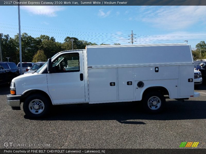 Summit White / Medium Pewter 2017 Chevrolet Express Cutaway 3500 Work Van