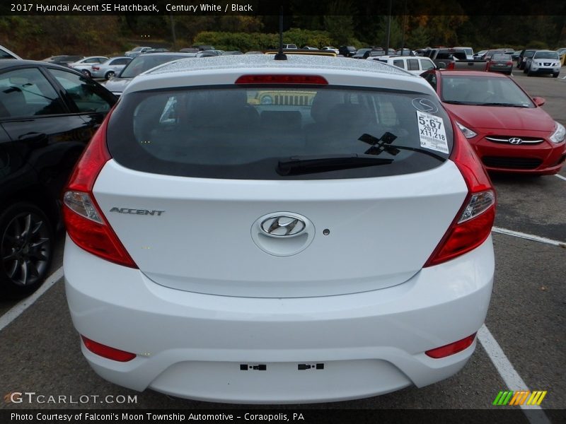 Century White / Black 2017 Hyundai Accent SE Hatchback
