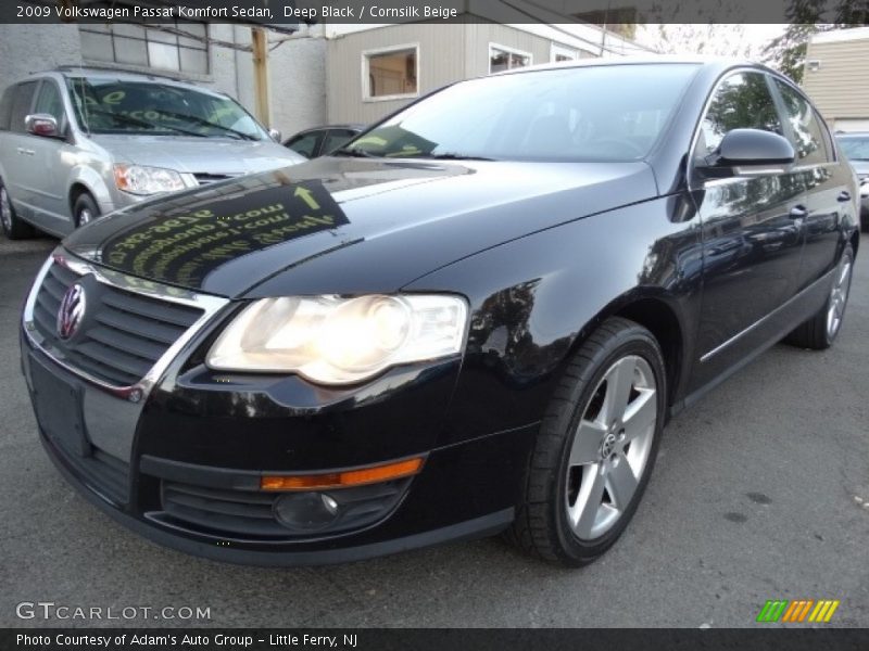 Deep Black / Cornsilk Beige 2009 Volkswagen Passat Komfort Sedan