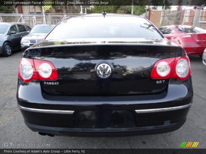 Deep Black / Cornsilk Beige 2009 Volkswagen Passat Komfort Sedan