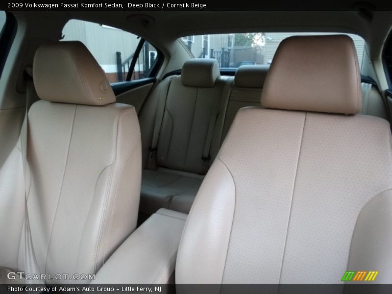 Deep Black / Cornsilk Beige 2009 Volkswagen Passat Komfort Sedan