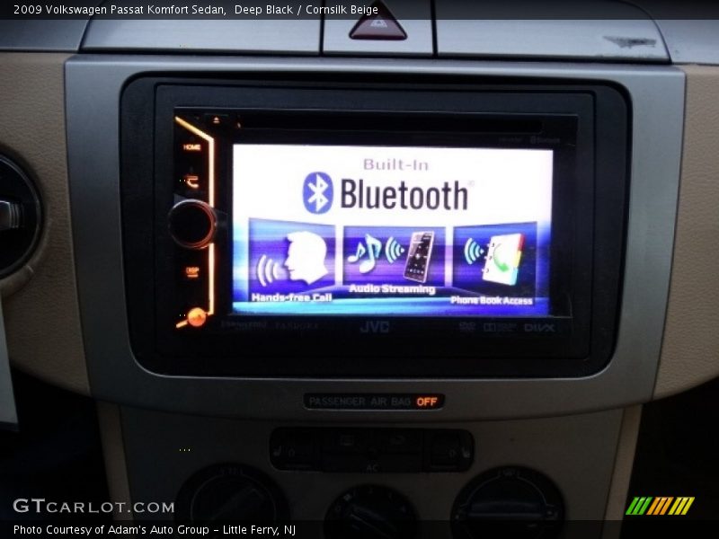 Deep Black / Cornsilk Beige 2009 Volkswagen Passat Komfort Sedan