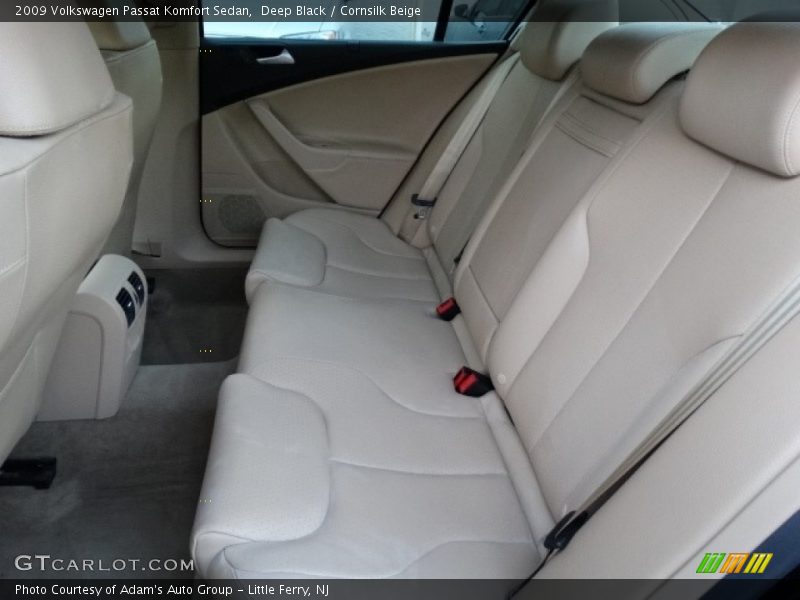 Deep Black / Cornsilk Beige 2009 Volkswagen Passat Komfort Sedan