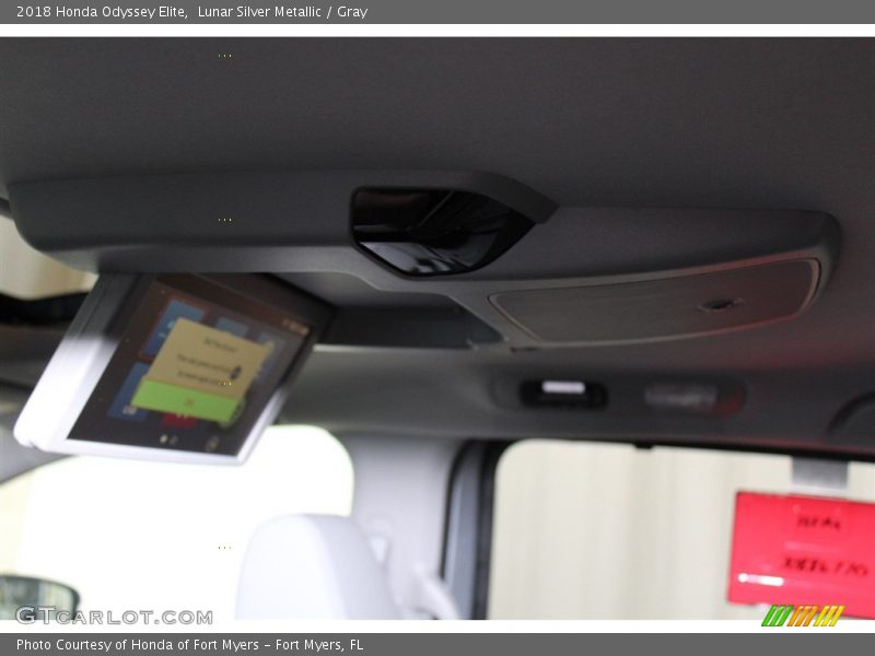 Lunar Silver Metallic / Gray 2018 Honda Odyssey Elite