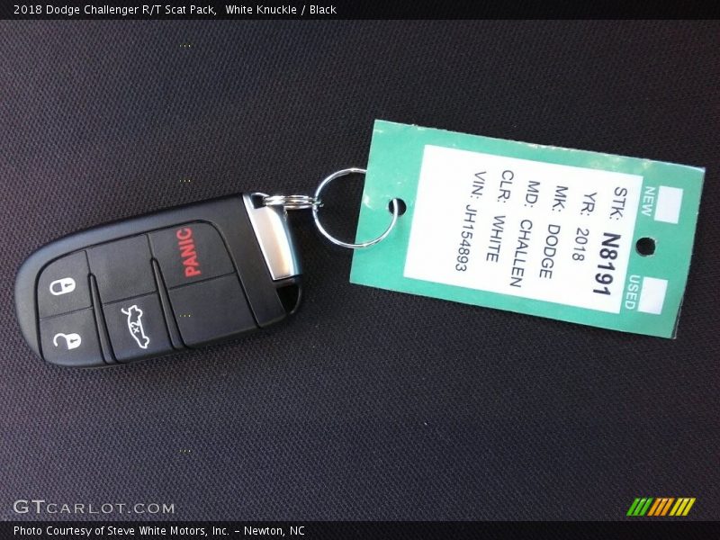 White Knuckle / Black 2018 Dodge Challenger R/T Scat Pack