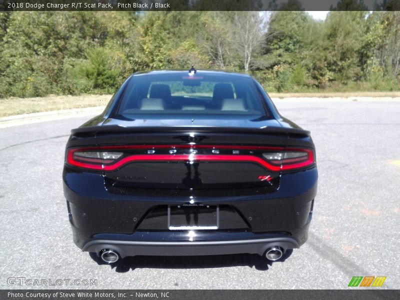 Pitch Black / Black 2018 Dodge Charger R/T Scat Pack