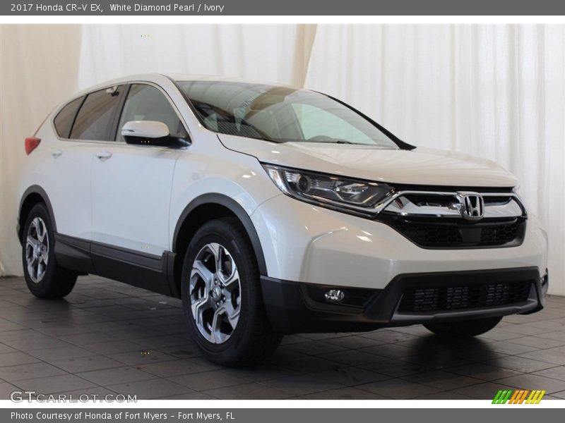 White Diamond Pearl / Ivory 2017 Honda CR-V EX