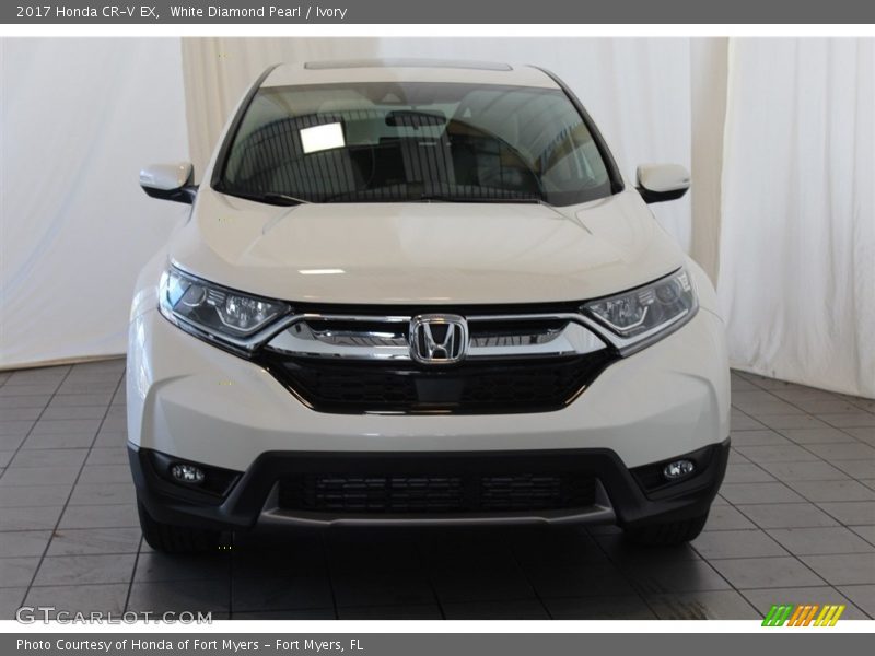 White Diamond Pearl / Ivory 2017 Honda CR-V EX