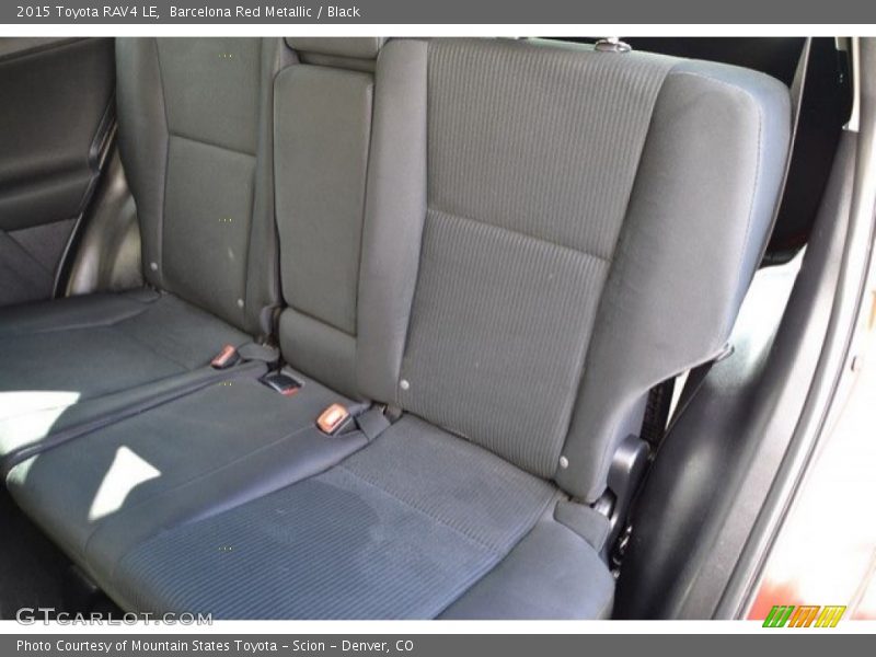 Barcelona Red Metallic / Black 2015 Toyota RAV4 LE