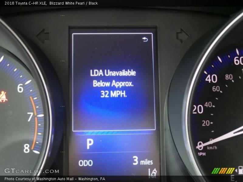 Blizzard White Pearl / Black 2018 Toyota C-HR XLE
